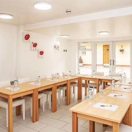 Britannia Inn Hotel Ilford Kültér fotó