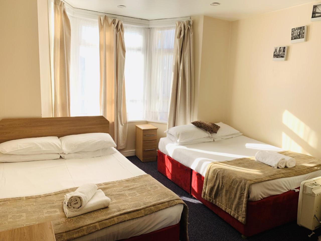 Britannia Inn Hotel Ilford Kültér fotó