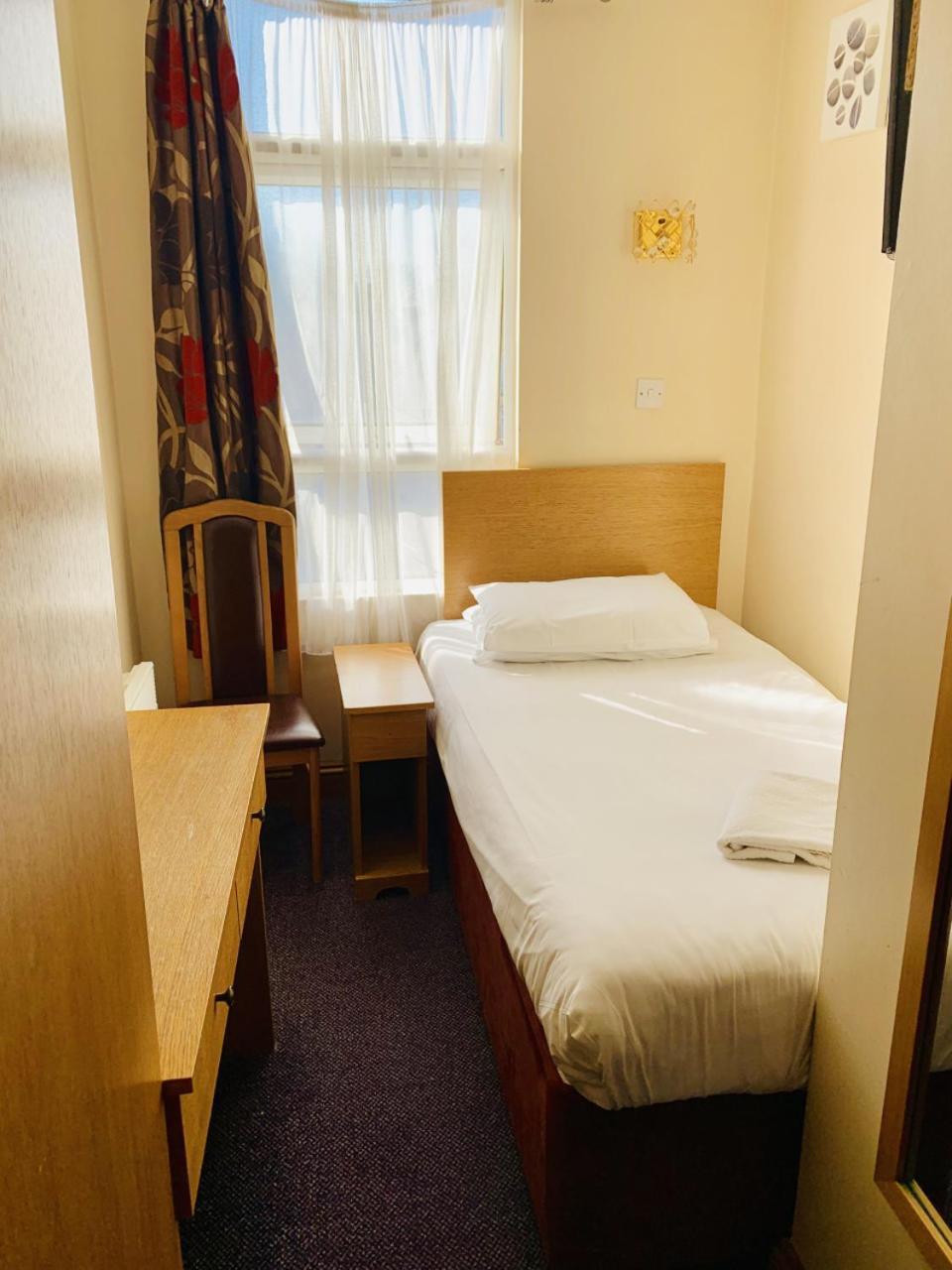 Britannia Inn Hotel Ilford Kültér fotó